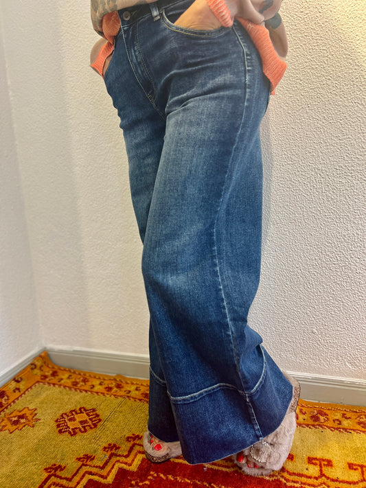 Calças jeans largas com elasticidade