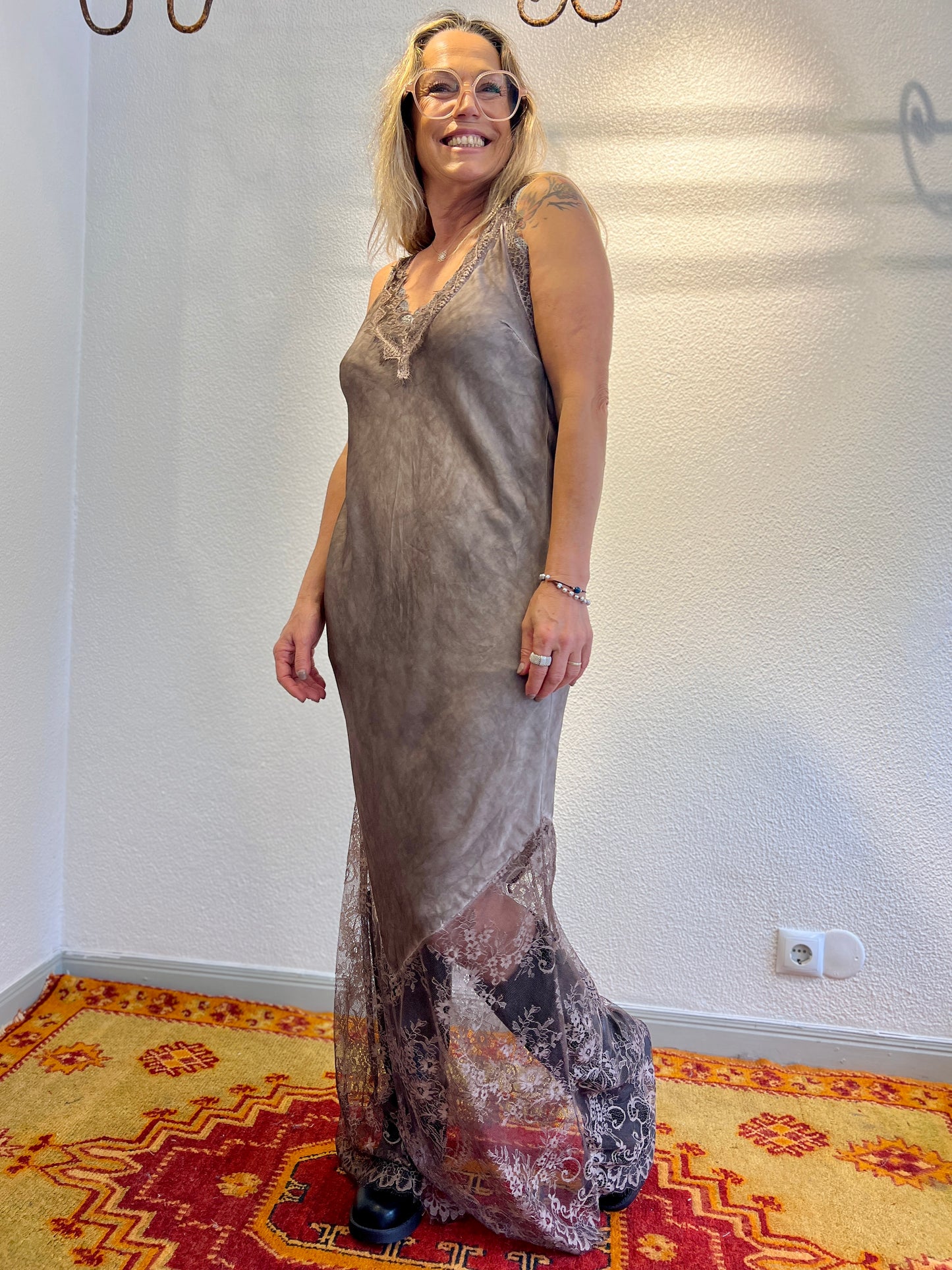 Vestido vintage com renda