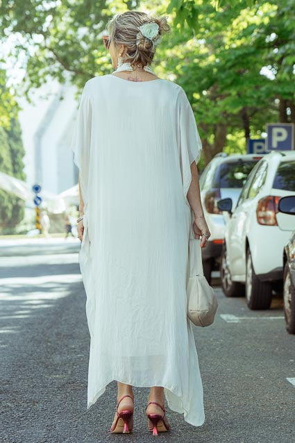 Vestido beje kaftan